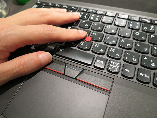 ThinkPad X250 独立したクリックボタンがすごく使いやすい