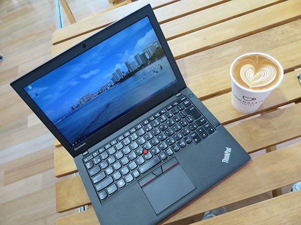 ThinkPad X250とラテアート